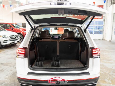 Used 2021 Volkswagen Atlas SEL image 48