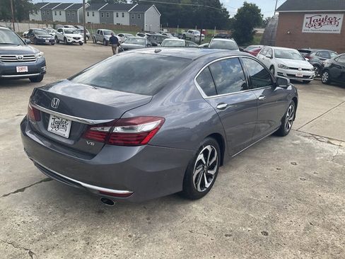 Used 2016 Honda Accord EX-L image 3