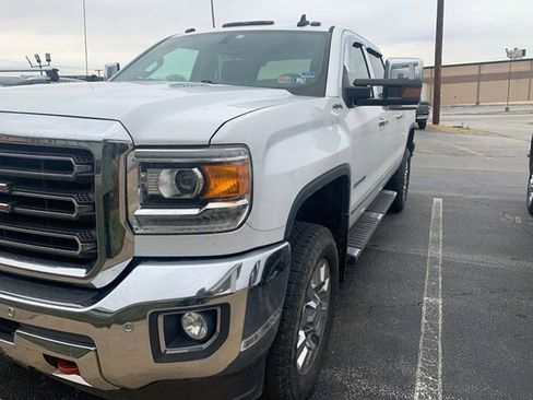 Used 2016 GMC Sierra 2500 SLT w/ Duramax Plus Package image 2