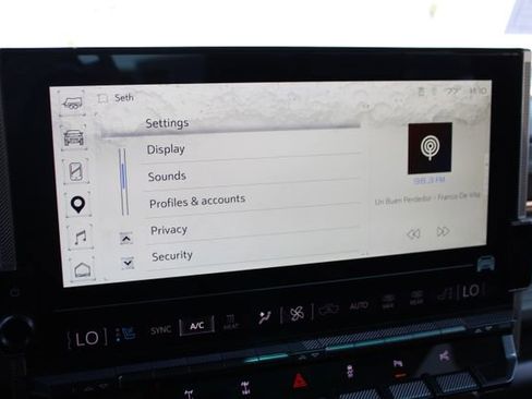 Used 2024 GMC Hummer EV 3X w/ Extreme Off-Road Package image 38