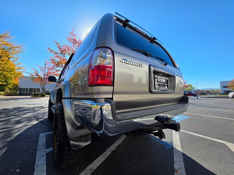 Used 2001 Toyota 4Runner SR5 AWD/4WD image 11