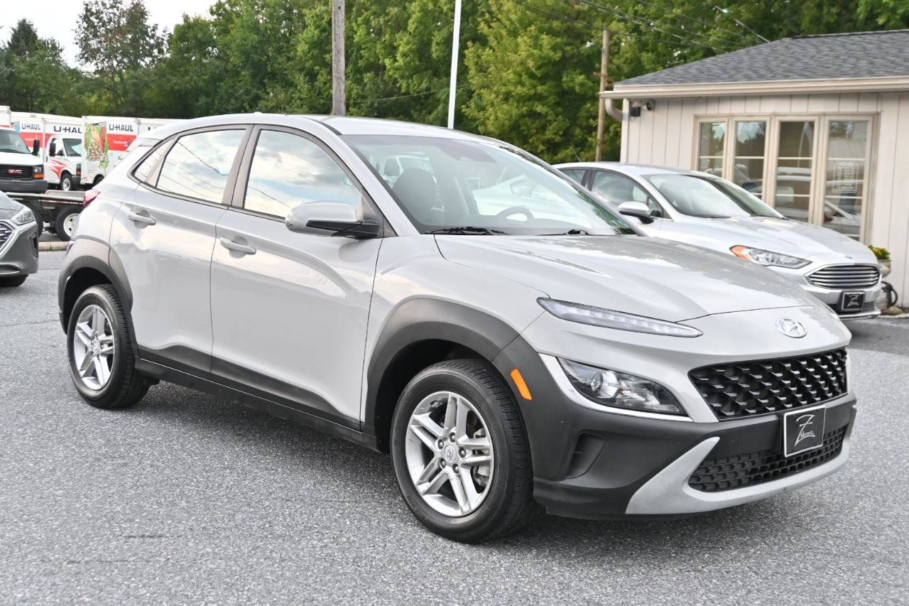 Used 2023 Hyundai Kona SE AWD/4WD image 4