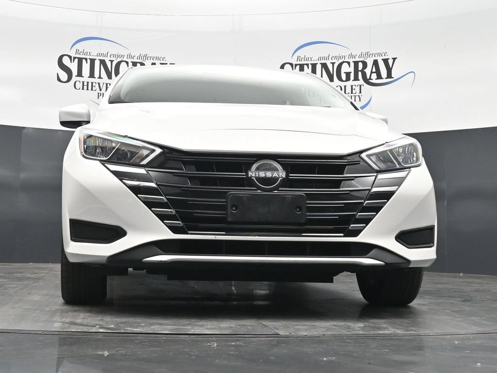 Used 2024 Nissan Versa SV FWD image 27