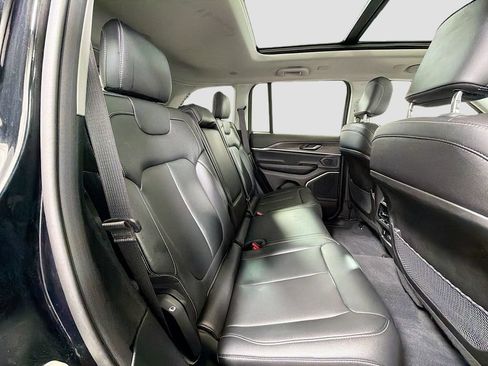 Used 2023 Jeep Grand Cherokee 4WD 4xe image 30