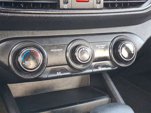 Used 2023 Kia Forte LXS image 19