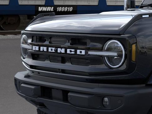 New 2026 Ford Bronco Outer Banks AWD/4WD image 19