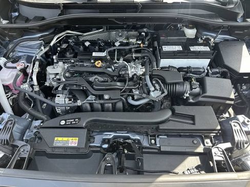 Used 2026 Toyota Corolla Cross XLE w/ Convenience Package FWD image 28