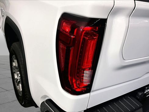 Used 2026 GMC Sierra 1500 SLT RWD image 28