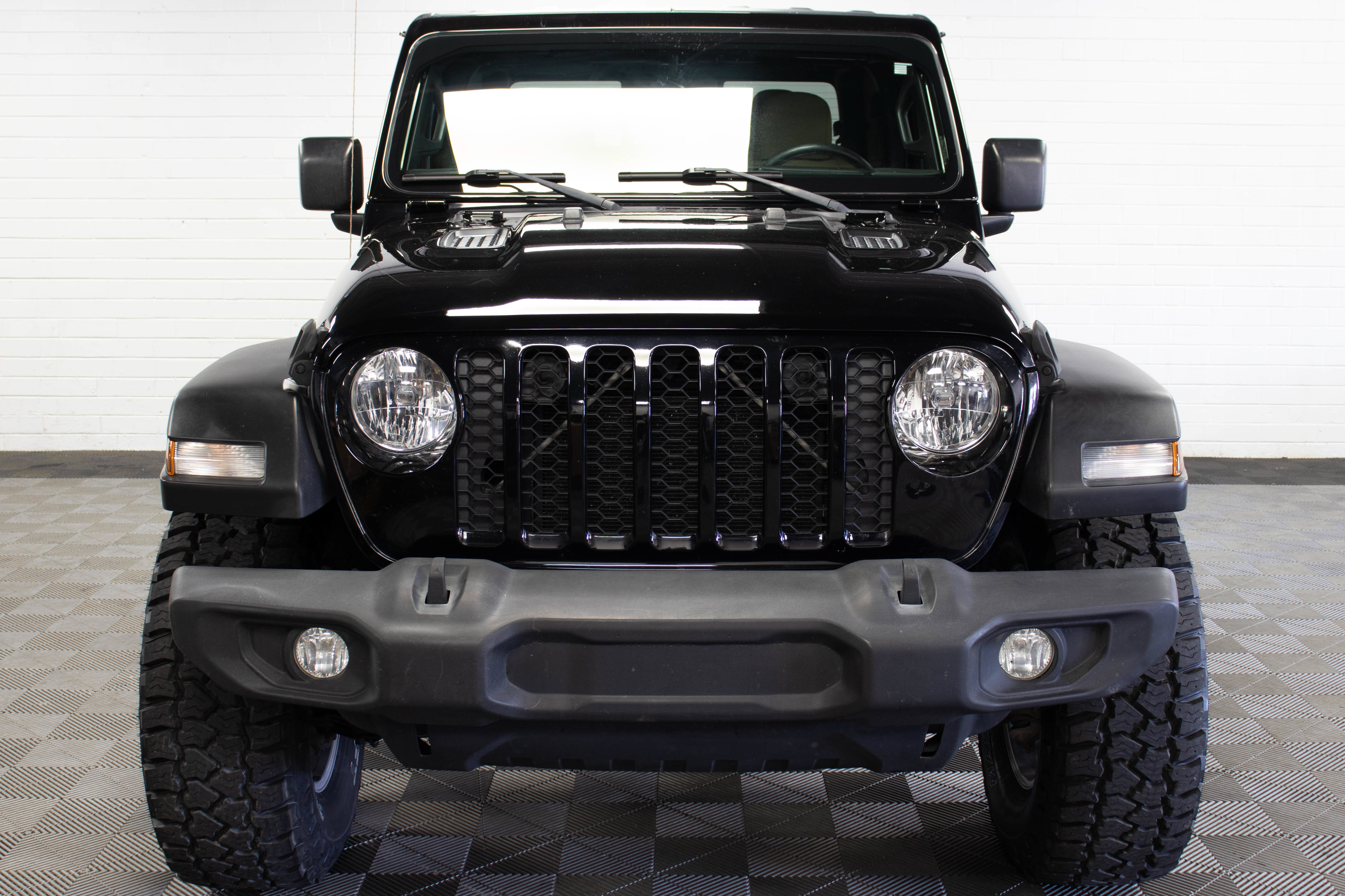 Used 2020 Jeep Gladiator Sport w/ Quick Order Package 24S AWD/4WD image 8