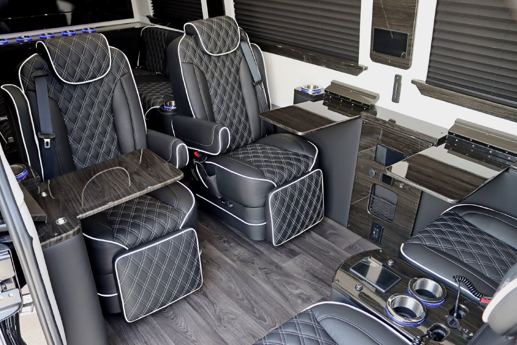 Used 2026 Mercedes-Benz Sprinter 3500 image 40