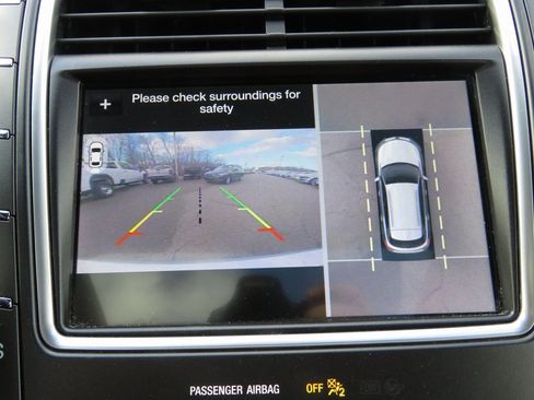 Used 2019 Lincoln Nautilus Reserve image 26