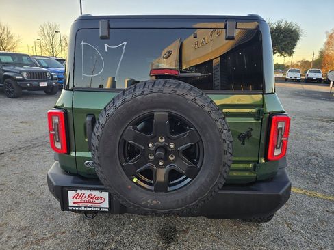 New 2025 Ford Bronco Outer Banks image 6