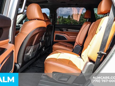 Used 2025 Kia Telluride SX Prestige X-Pro AWD/4WD image 19
