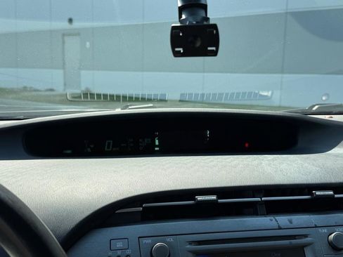 Used 2014 Toyota Prius Two image 35