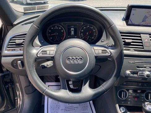 Used 2018 Audi Q3 2.0T Premium Plus w/ Premium Plus Package AWD/4WD image 13