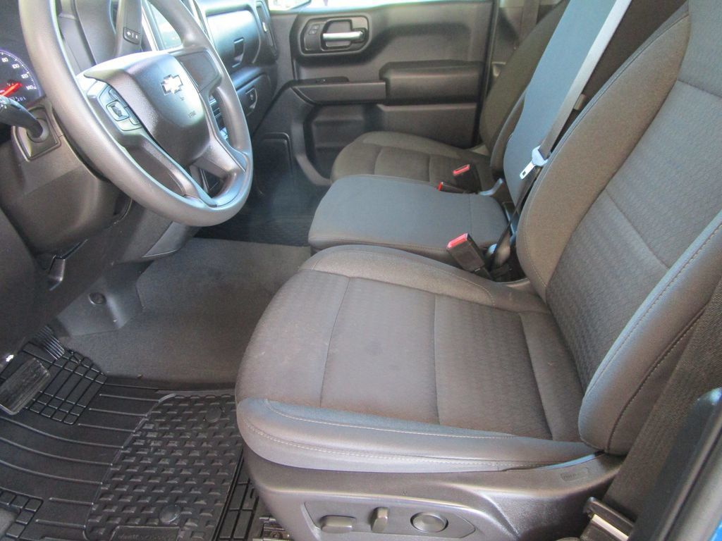 Used 2024 Chevrolet Silverado 1500 Custom RWD image 31