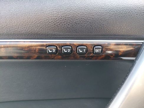 Used 2013 Toyota Land Cruiser AWD/4WD image 16