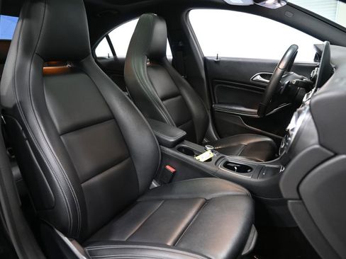Used 2018 Mercedes-Benz CLA 250 250 4MATIC image 19