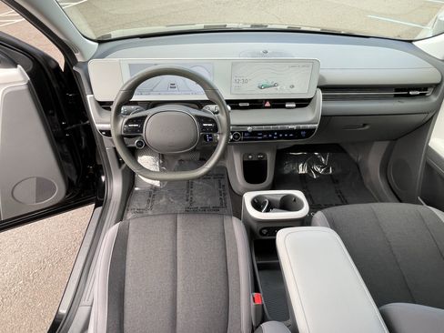 Certified 2024 Hyundai Ioniq 5 SEL RWD image 12