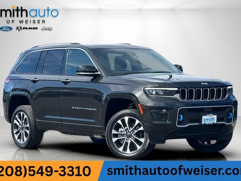 Used 2024 Jeep Grand Cherokee Overland w/ Luxury Tech Group IV AWD/4WD image 1