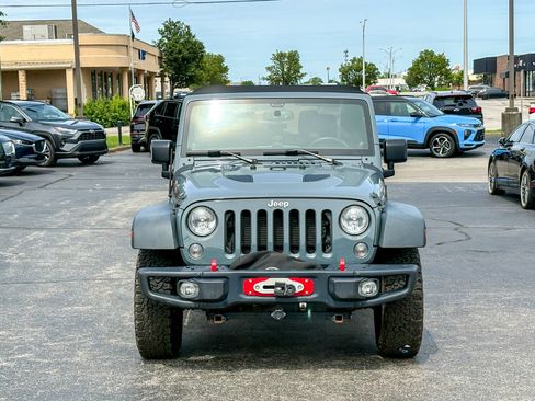 Used 2014 Jeep Wrangler Rubicon AWD/4WD image 3