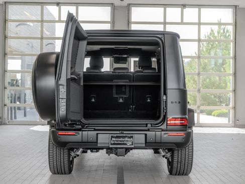 New 2027 Mercedes-Benz G 63 AMG 4MATIC image 16