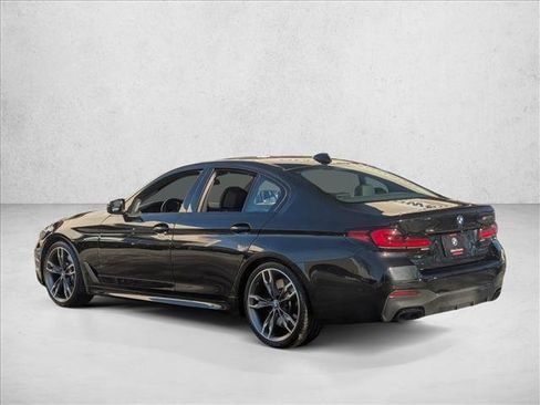 Used 2023 BMW M550i xDrive image 8
