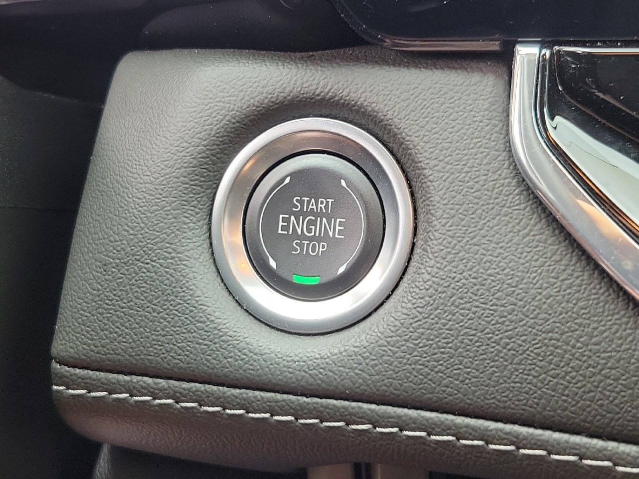 Used 2024 Chevrolet Colorado LT RWD image 29