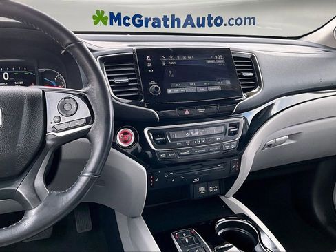 Used 2020 Honda Pilot Touring image 10