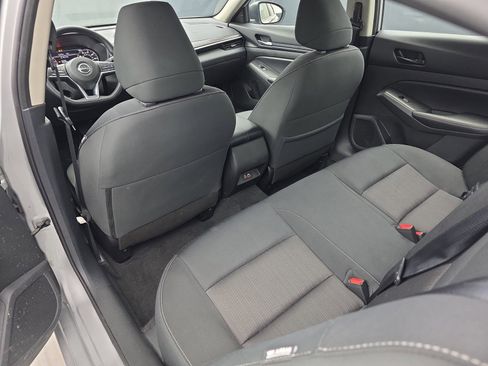 Used 2024 Nissan Altima 2.5 SV image 38
