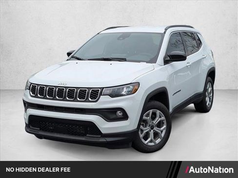 New 2026 Jeep Compass Latitude AWD/4WD image 1