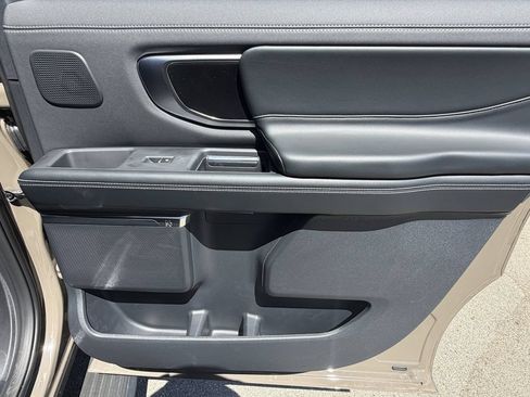 New 2026 Ford Expedition Max Platinum w/ Stealth Performance Package AWD/4WD image 18