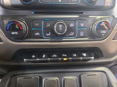 Used 2018 GMC Sierra 2500 Denali w/ Duramax Plus Package AWD/4WD image 24