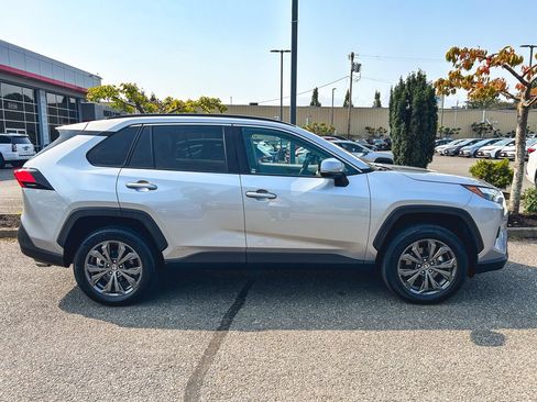 Certified 2024 Toyota RAV4 XLE Premium AWD/4WD image 5