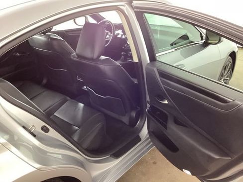 Used 2022 Lexus ES 250 w/ Premium Package AWD/4WD image 21
