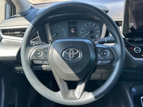Used 2024 Toyota Corolla LE FWD image 19