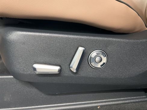 New 2026 Lincoln Navigator Black Label AWD/4WD image 28