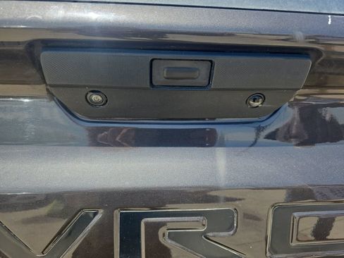 Used 2021 Chevrolet Silverado 1500 RST w/ Bed Protection Package AWD/4WD image 13