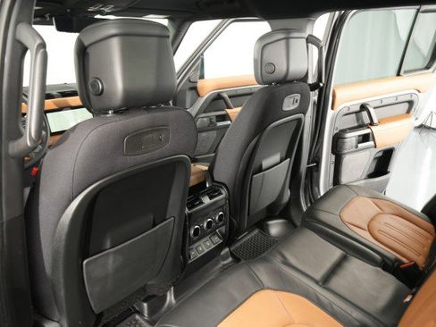 Used 2021 Land Rover Defender 110 X AWD/4WD image 53