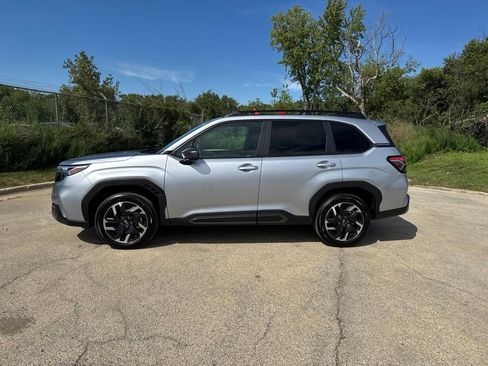 Used 2026 Subaru Forester Limited AWD/4WD image 2
