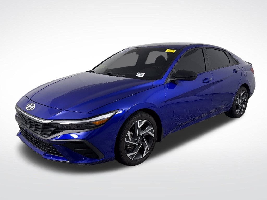 Used 2025 Hyundai Elantra Sport FWD image 9