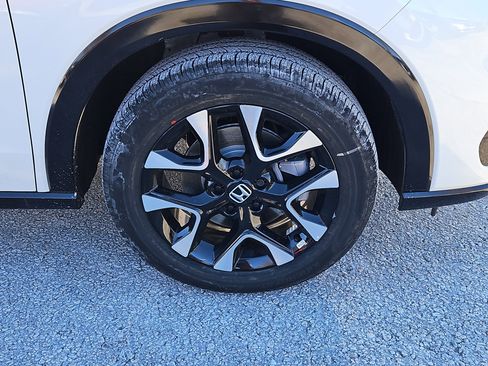 New 2026 Honda HR-V EX-L image 4