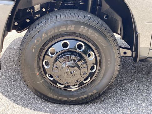 New 2026 RAM 3500 Laramie AWD/4WD image 8