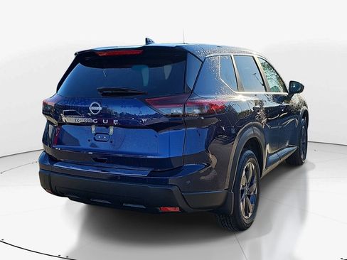 New 2026 Nissan Rogue SV FWD image 6
