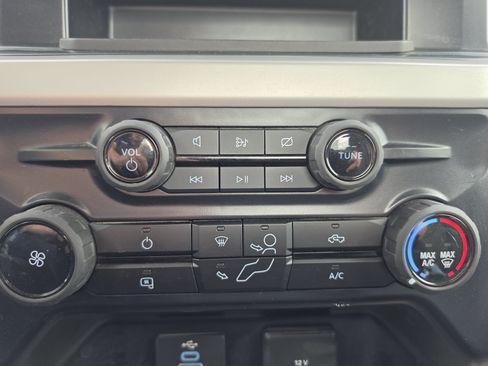Used 2024 Ford F350 XL AWD/4WD image 28