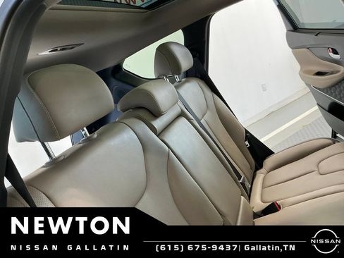 Used 2022 Hyundai Santa Fe SEL w/ Convenience + Premium Package FWD image 19