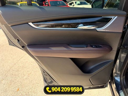 Used 2020 Cadillac XT6 Premium Luxury FWD image 23