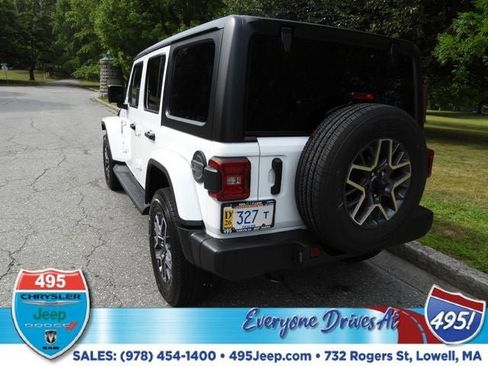Used 2024 Jeep Wrangler Sahara w/ Technology Group image 3