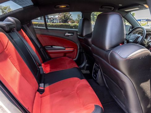 Used 2022 Dodge Charger Scat Pack RWD image 38