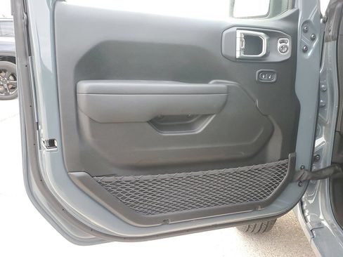 New 2025 Jeep Gladiator Sport AWD/4WD image 19